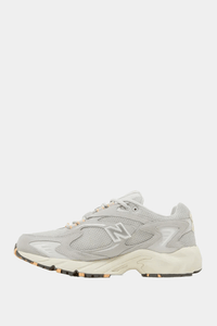 Thumbnail for New Balance - 725 Shoes