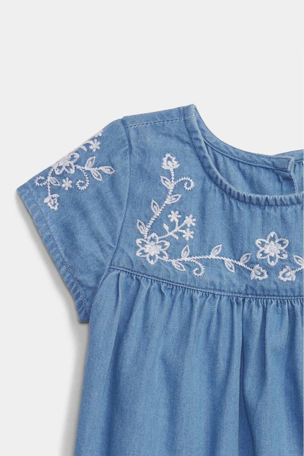 Gap - Baby Embroidered Denim Dress with Washwell
