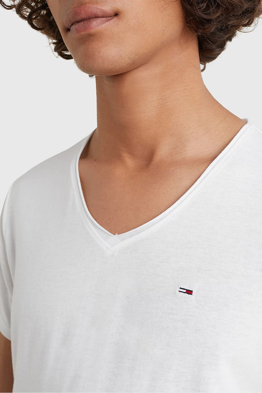 Tommy Jeans - Slim Fit V-neck T-shirt