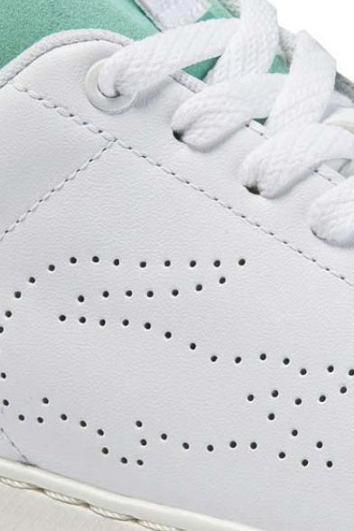 Lacoste - Carnaby EVO Light Weight Sneakers